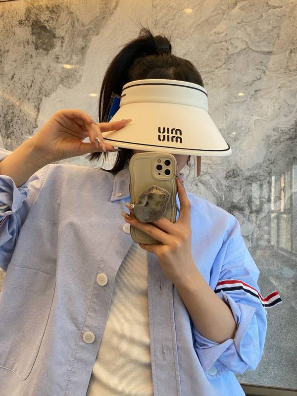 Miu Miu Hat MUH00206